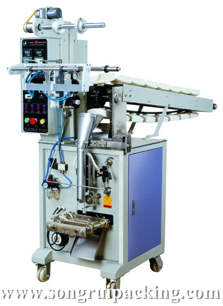 Automatic long tail vertical packing machine